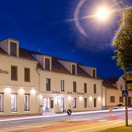 Wine & Wellness Hotel Besedni Dum Valtice Eksteriør billede